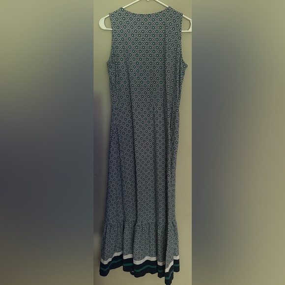 LANDS’ END size SMALL, square neck, sleeveless, maxi w/geometric print - Picture 3 of 8
